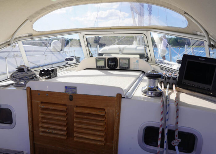Hallberg-Rassy 34 18