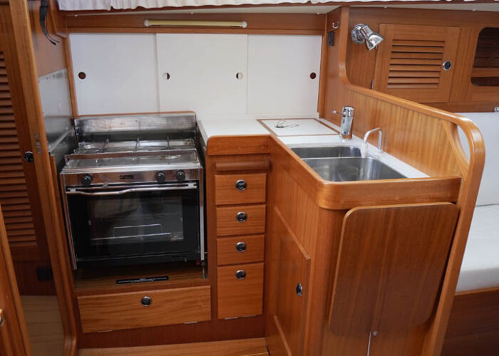 Hallberg-Rassy 34 23