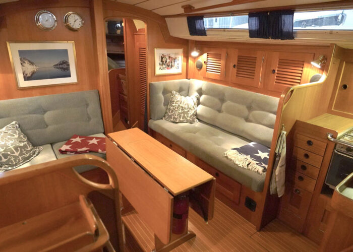 Hallberg-Rassy 36 44
