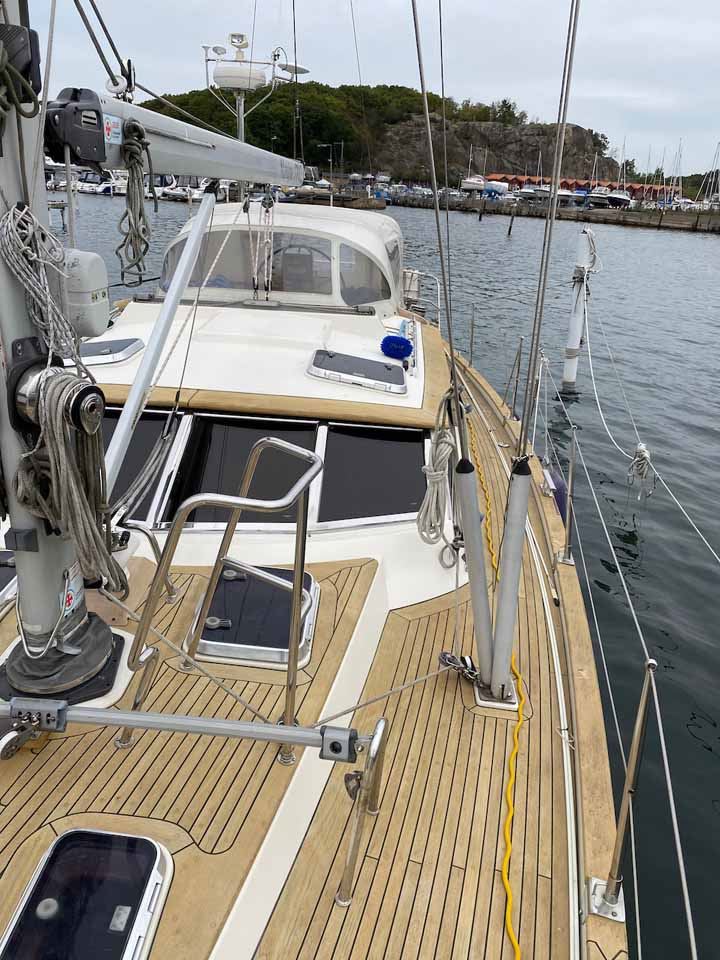 regina 43 sailboat review