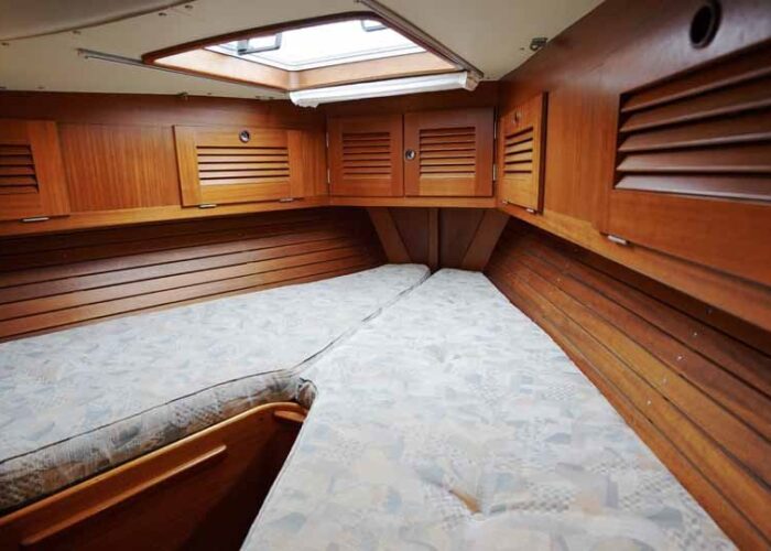 Hallberg-Rassy 39 17