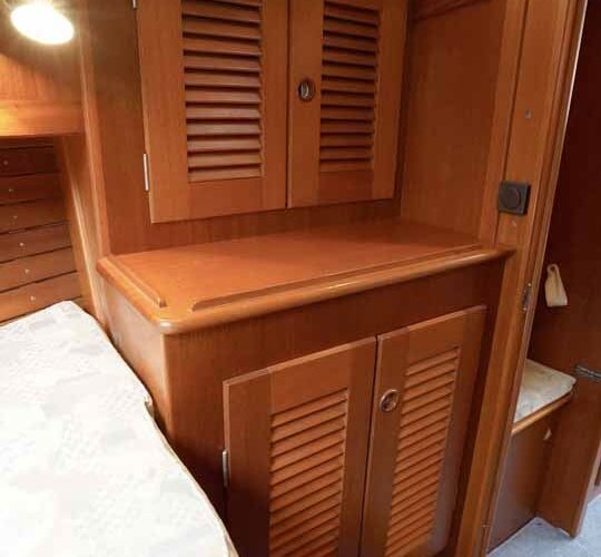 Hallberg-Rassy 39 18