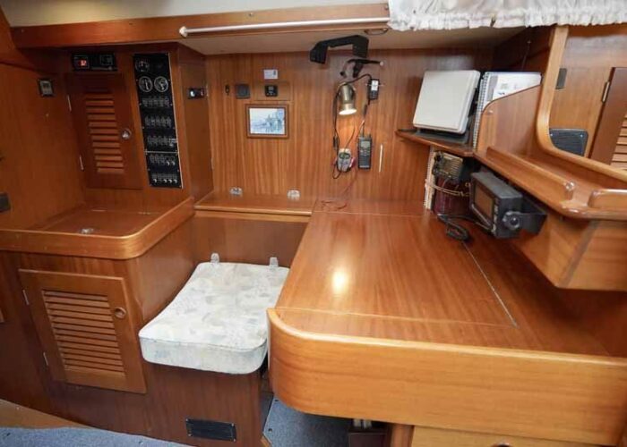 Hallberg-Rassy 39 25