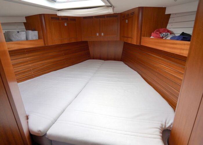 Hallberg-Rassy 412 38