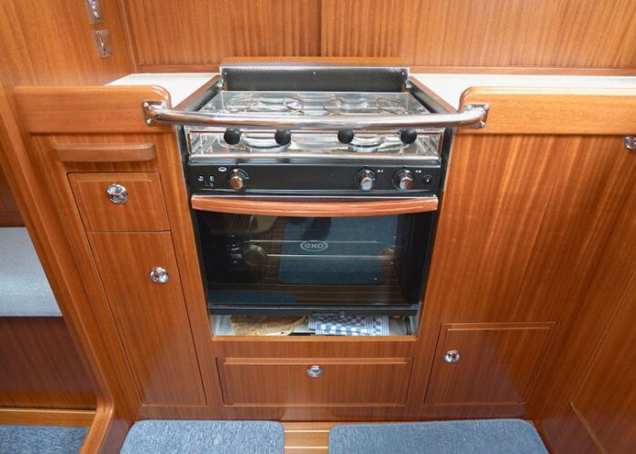 Hallberg-Rassy 412 49