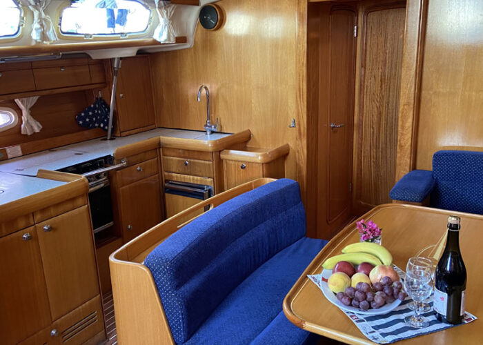 Bavaria 46 15