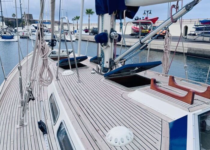 Hallberg-Rassy 45 10