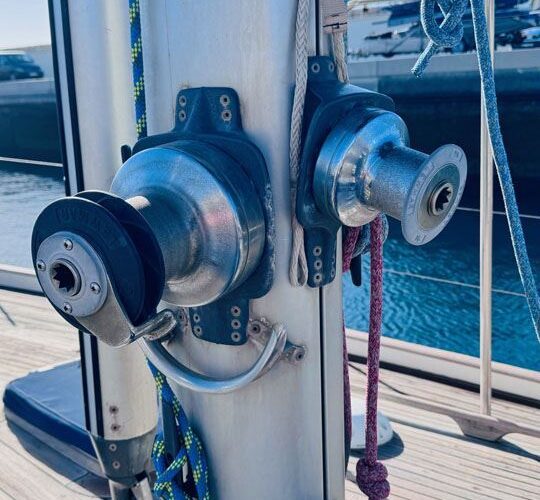 Hallberg-Rassy 45 12