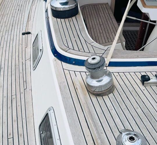 Hallberg-Rassy 45 27