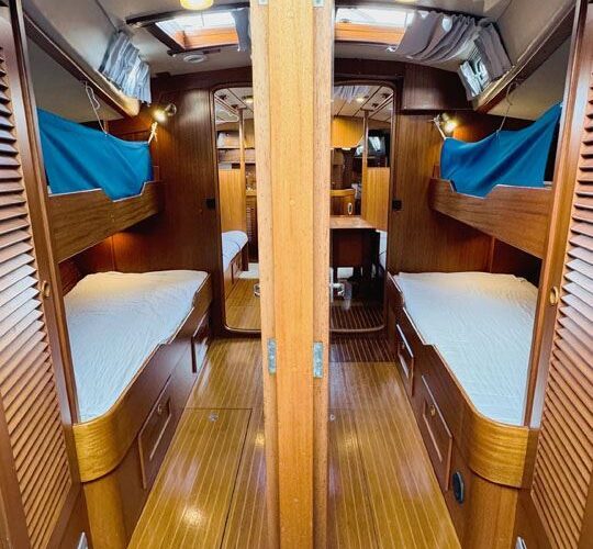Hallberg-Rassy 45 43