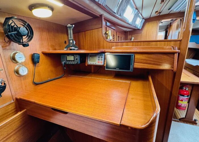 Hallberg-Rassy 45 49