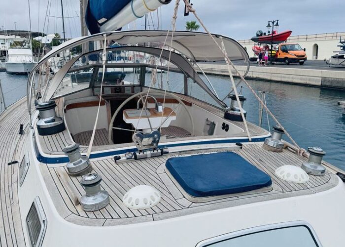 Hallberg-Rassy 45 9