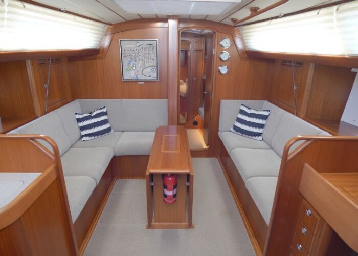 Hallberg-Rassy 44 106