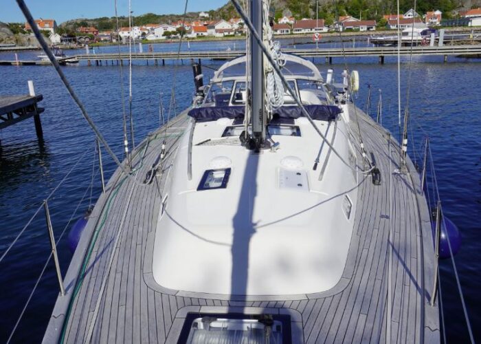 Hallberg-Rassy 44 18
