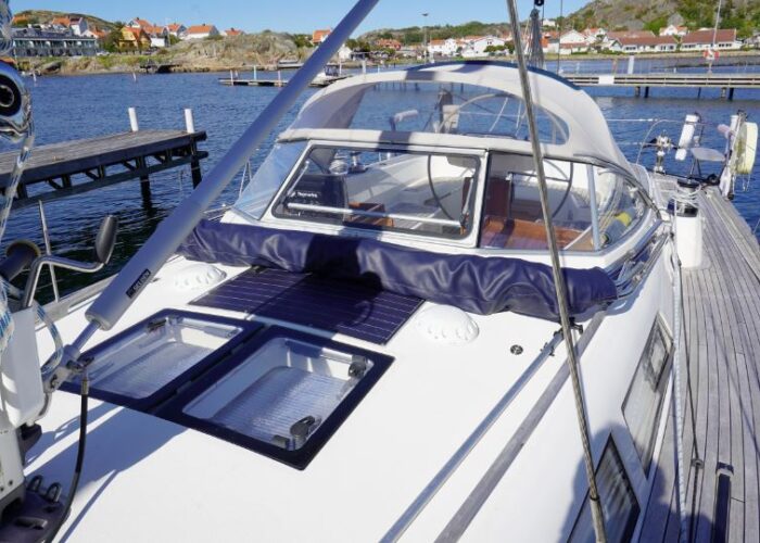 Hallberg-Rassy 44 23