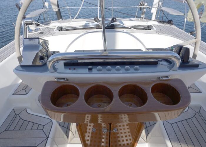Hallberg-Rassy 44 47