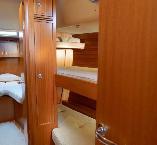 Hallberg-Rassy 44 65