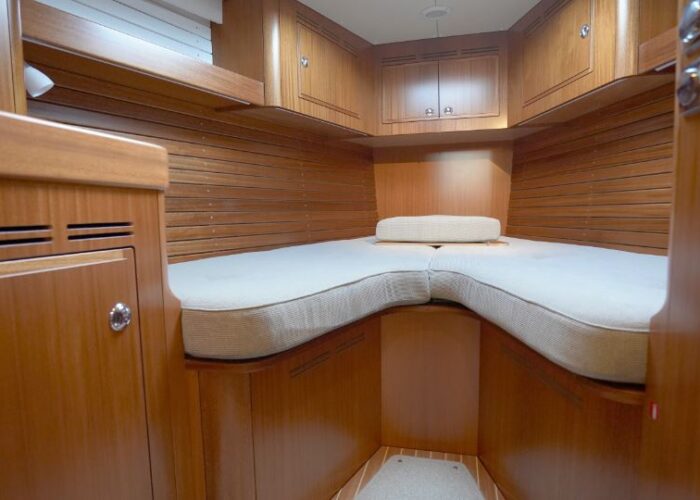 Hallberg-Rassy 44 67
