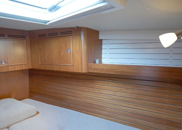 Hallberg-Rassy 44 70
