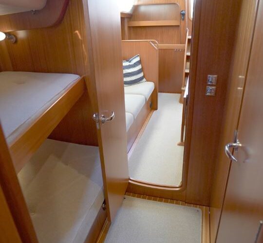 Hallberg-Rassy 44 75