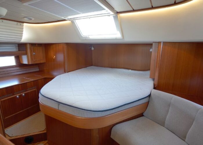 Hallberg-Rassy 44 91