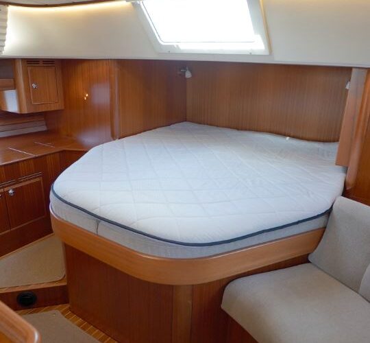 Hallberg-Rassy 44 92
