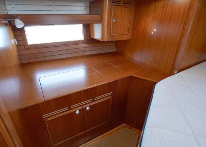 Hallberg-Rassy 44 98
