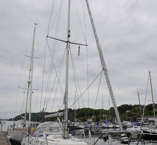 Hallberg-Rassy 39 2