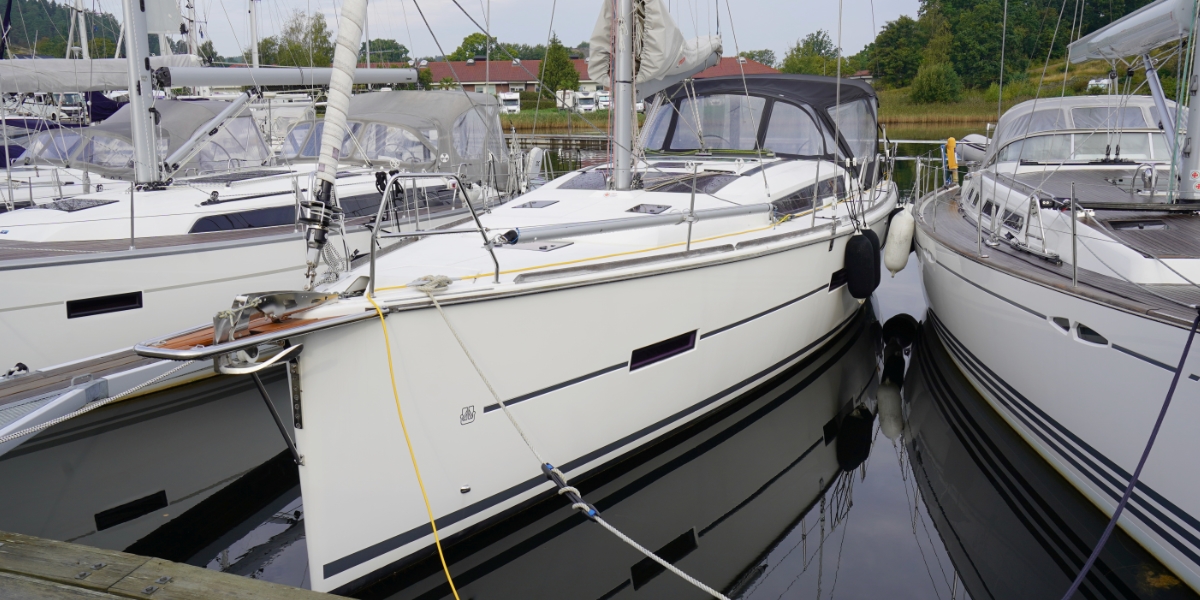 Dufour 410 Grand Large 1 Main