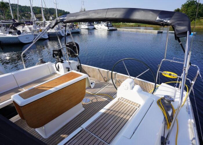 Dufour 410 Grand Large 17
