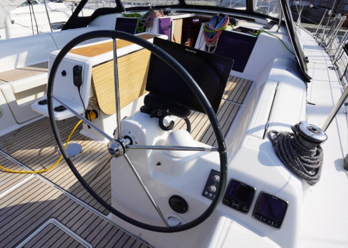 Dufour 410 Grand Large 21