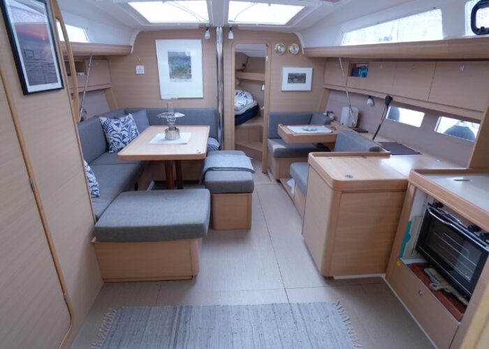 Dufour 410 Grand Large 27