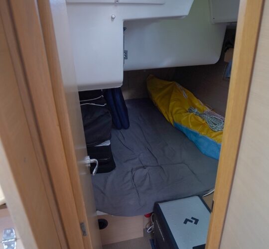 Dufour 410 Grand Large 43