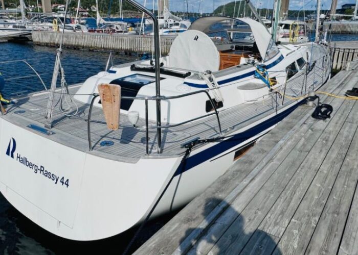 Hallberg-Rassy 44 16