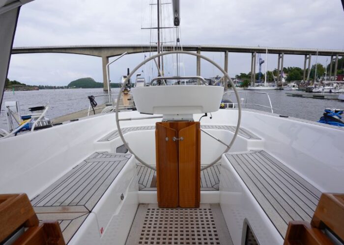 Hallberg-Rassy 44 21