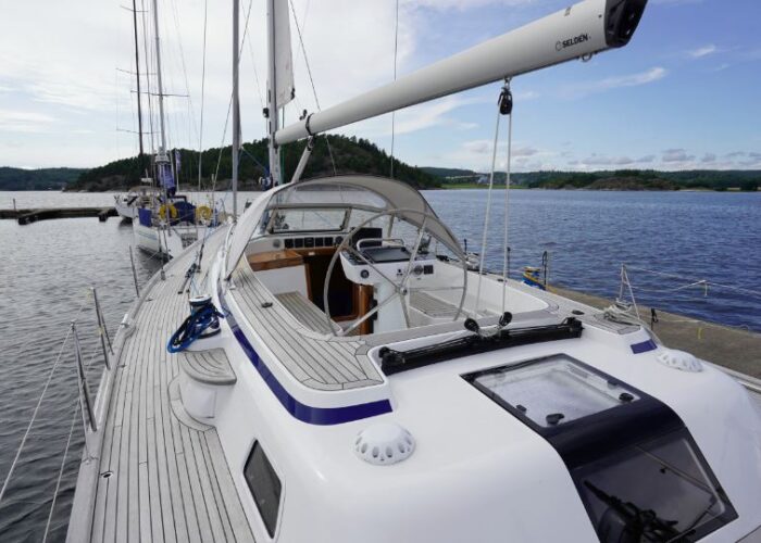 Hallberg-Rassy 44 3