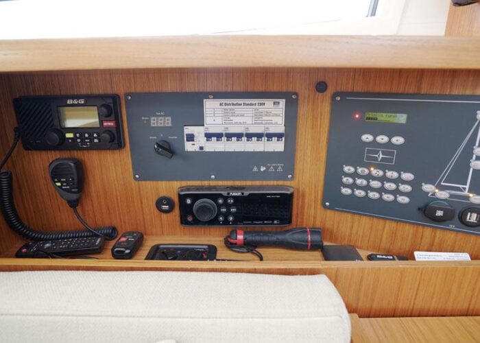 Bavaria Vision 42 17