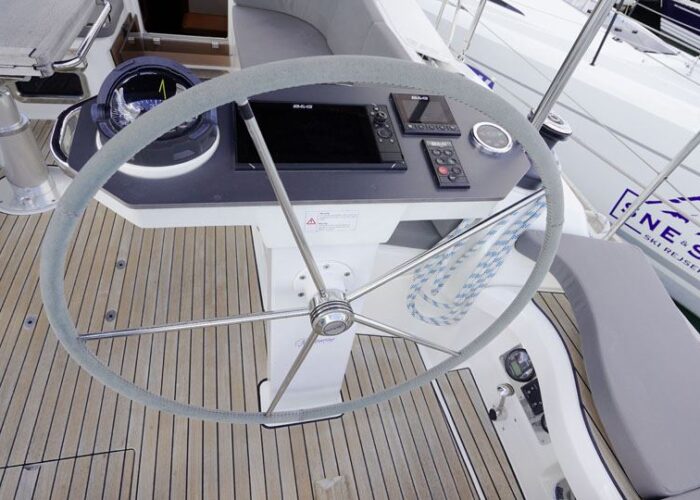 Bavaria Vision 42 9