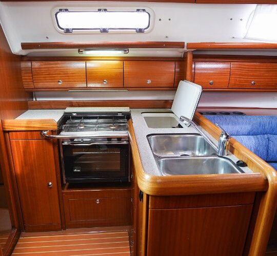 Bavaria 36, VIRUS X 23