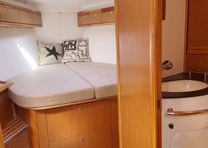 Bavaria Cruiser 40 14