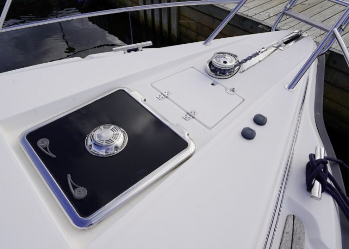 Nimbus 320 Coupe 5