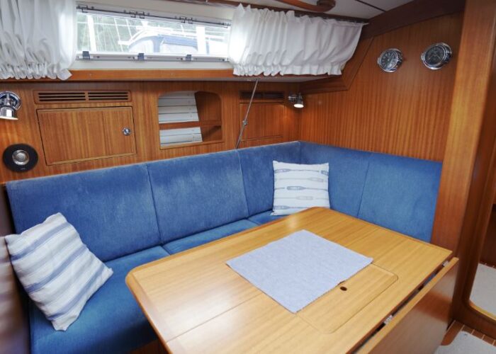 Hallberg-Rassy 372 21