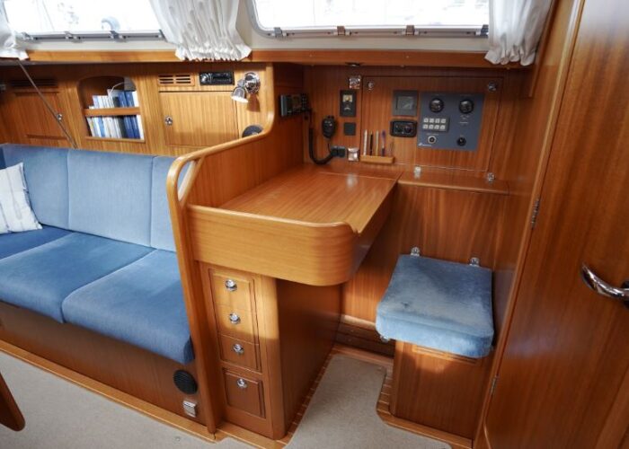 Hallberg-Rassy 372 23