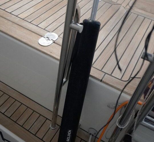 Arcona 465 Carbon 27