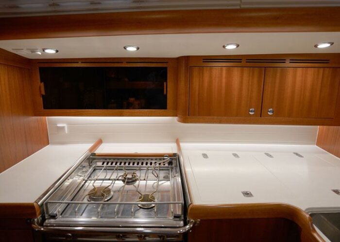 Arcona 465 Carbon 53