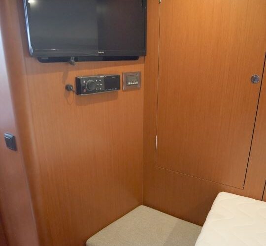 Beneteau Swift Trawler 34 42