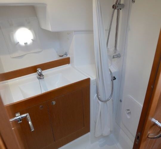 Beneteau Swift Trawler 34 47
