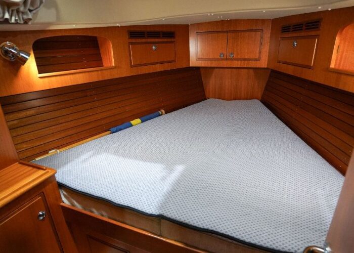 Hallberg-Rassy 342 19