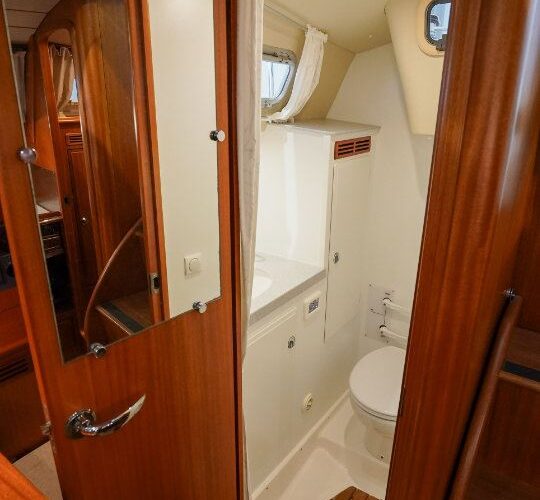 Hallberg-Rassy 342 24