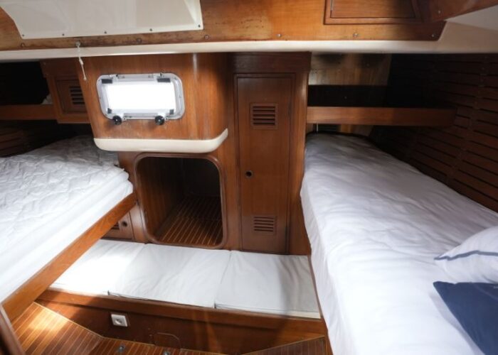 Nautor Swan 44, EXIT 38